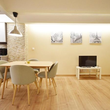 Centrico Apartamento Al Lado De Torres De Quart Valencia Exterior photo